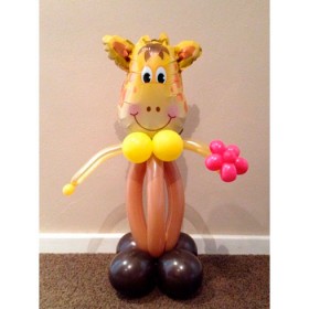 Фигура из шаров жираф
